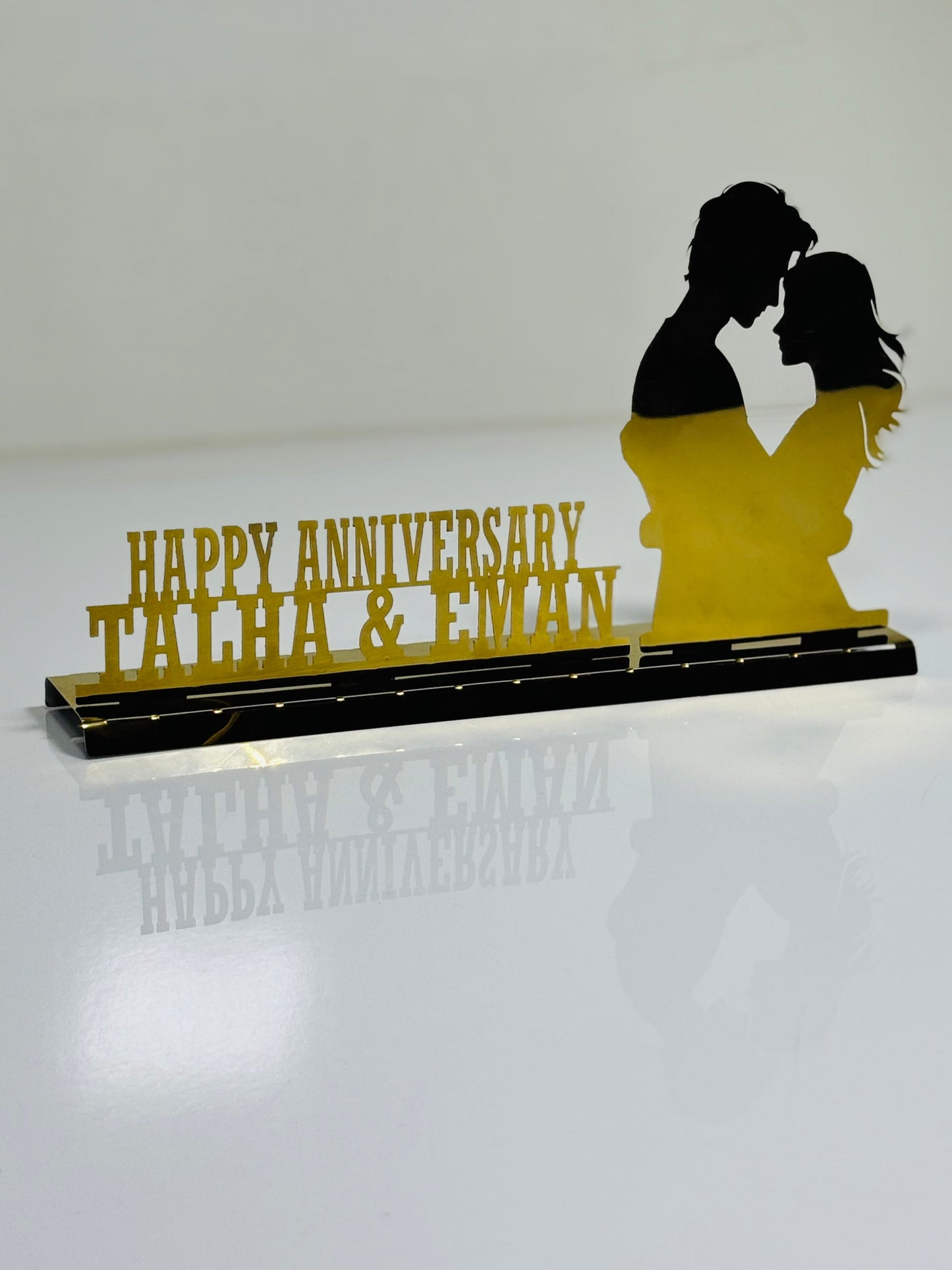 Couple Stand with Gift Box