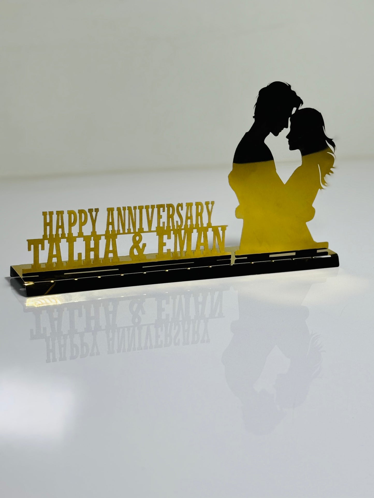 Couple Stand with Gift Box